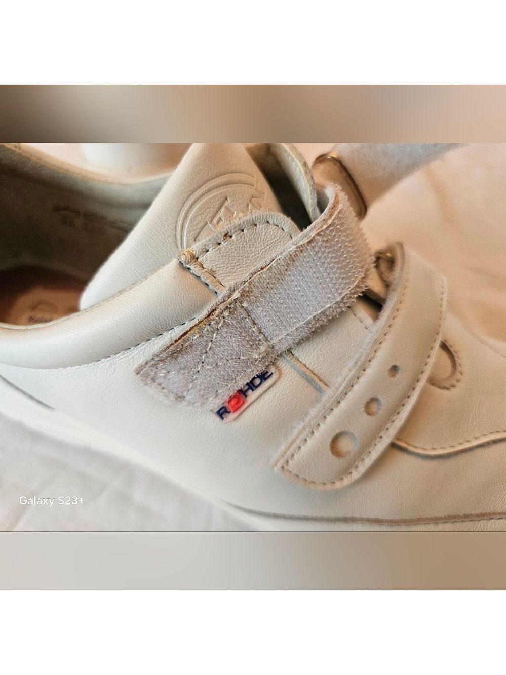 Rohdes White Leather Velcro Strap Sneakers, Size 7.5, NWOT, Some Marks Vintage - Picture 7 of 11